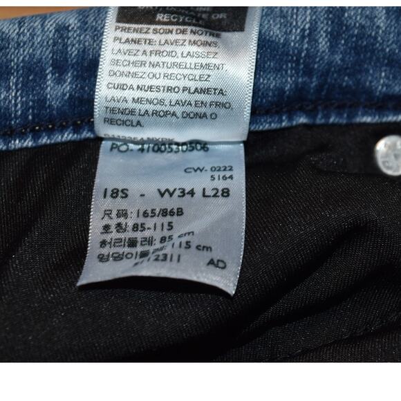 Lot of 2 Levi's Signature Series Women's 18S (34x28) Shaping Straight Leg Jeans - Picture 7 of 9